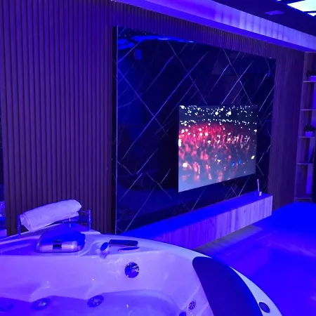 Aya Apartment